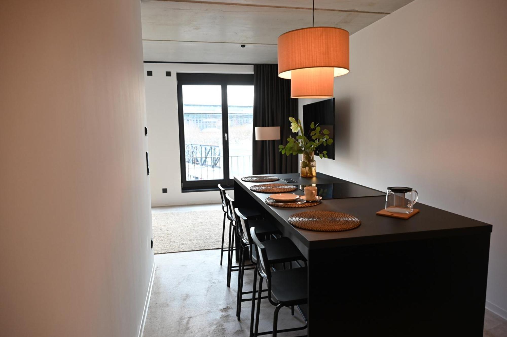 Eiwelhome - Stilvoll, Urban-Ruhig Schlafen, Bahnhofsnah, Balkon Erfurt Esterno foto