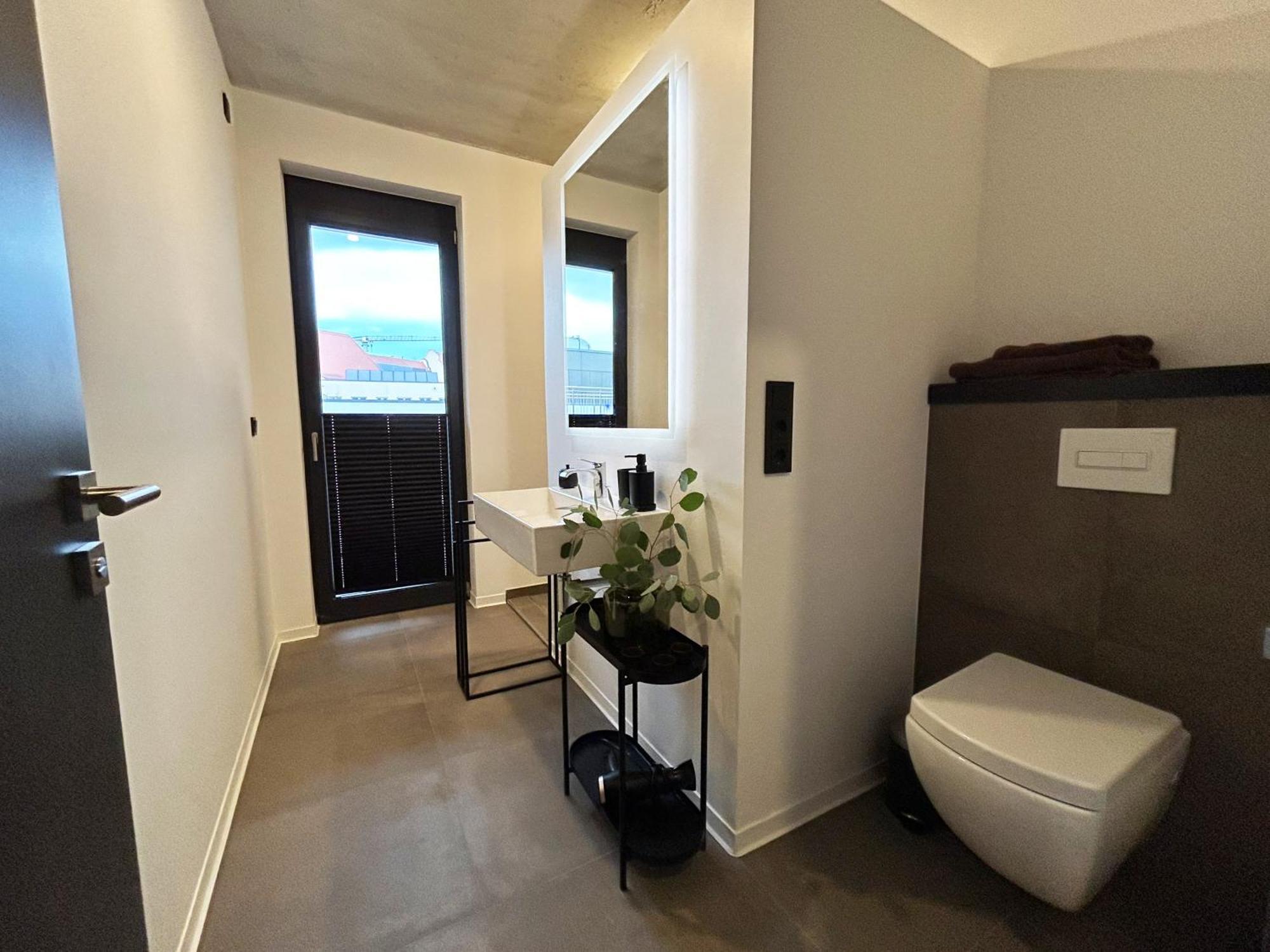 Eiwelhome - Stilvoll, Urban-Ruhig Schlafen, Bahnhofsnah, Balkon Erfurt Esterno foto
