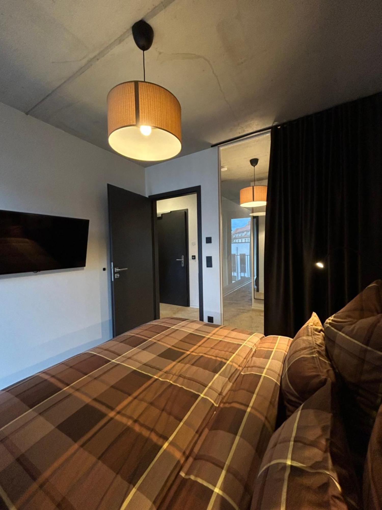 Eiwelhome - Stilvoll, Urban-Ruhig Schlafen, Bahnhofsnah, Balkon Erfurt Esterno foto